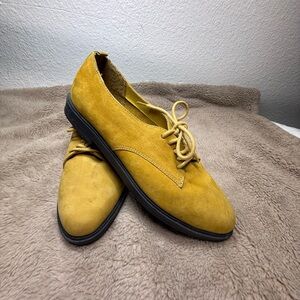 Badge Women's Mustard Suede Lace-Up Oxfords